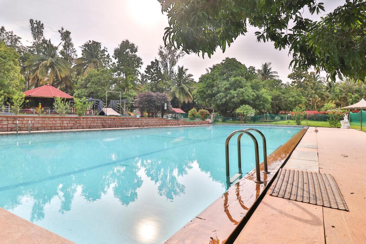 Palette - Holiday Palms Bangalore Exterior foto